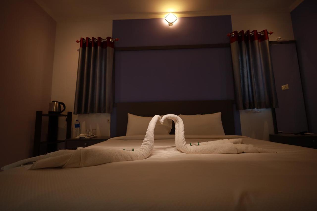 Lakeway Resorts Alappuzha Ngoại thất bức ảnh
