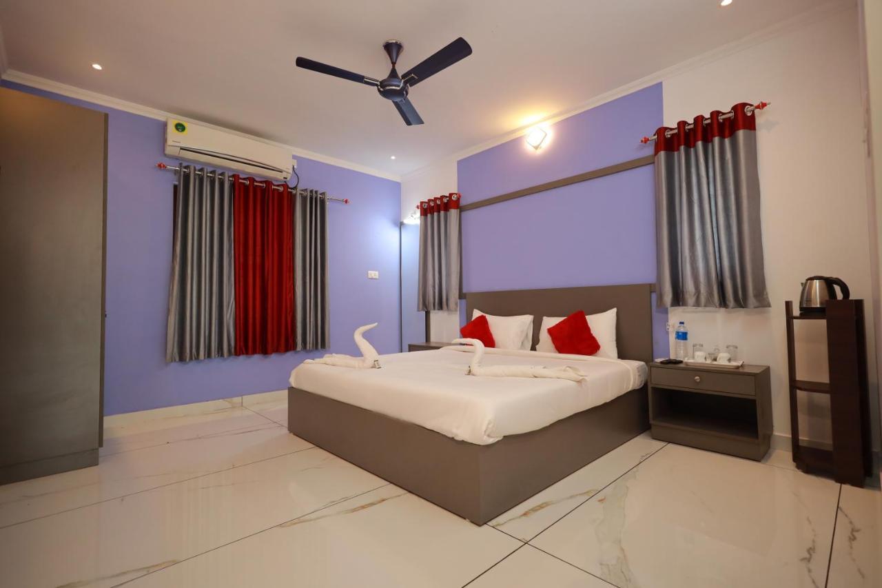 Lakeway Resorts Alappuzha Ngoại thất bức ảnh